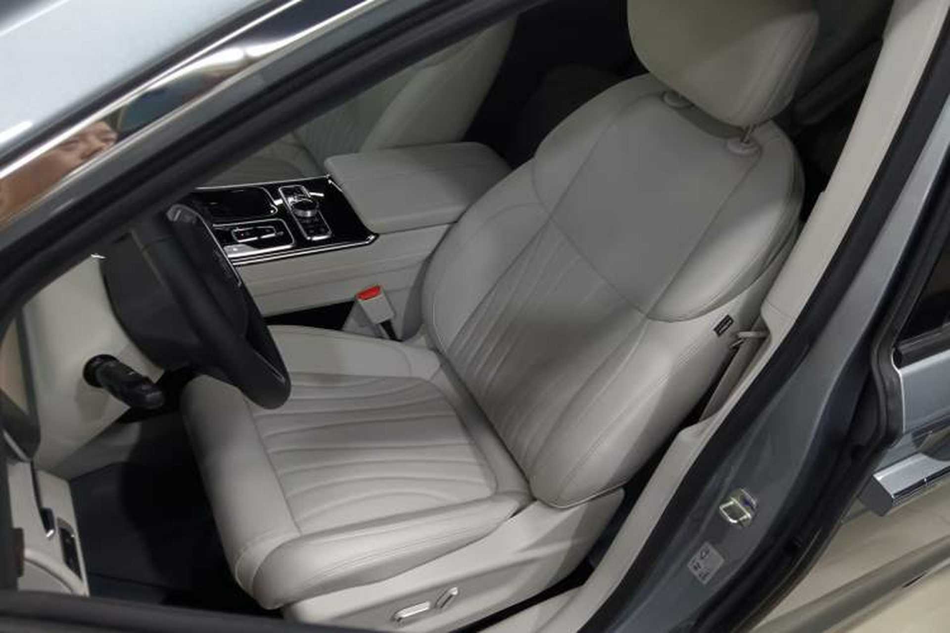 Used JAC Refine RF8 PHEV 2024 Zhiling Edition 1.5T 150KM Flagship Model – Lithium Iron Phosphate Left Front Seat
