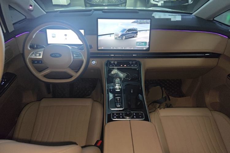 Used JAC Refine RF8 PHEV 2024 Hongmeng Edition 1.5T 150KM Flagship Model – Lithium Iron Phosphate Center Console