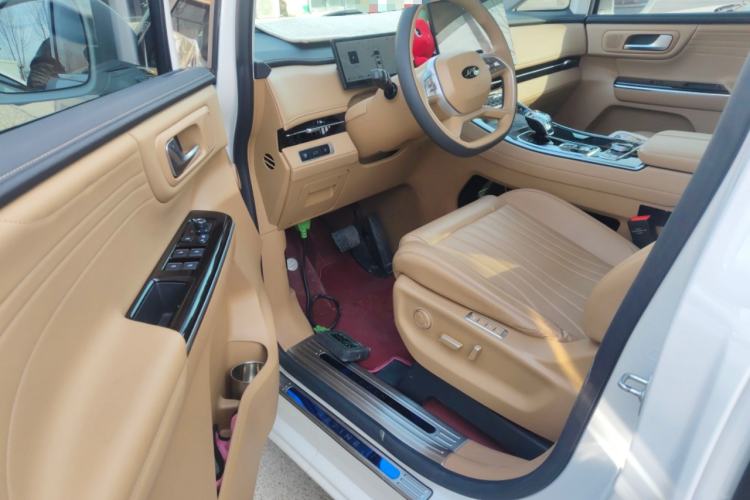 Used JAC Refine RF8 PHEV 2024 HONOR Edition 1.5T 252KM Flagship Model – Lithium-Ion Battery Driver Seat