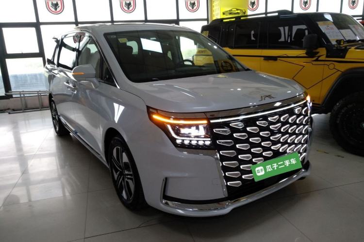Used JAC Refine RF8 PHEV 2024 Zhiling Edition 1.5T 150KM Prestige Model – Lithium Iron Phosphate Exterior 1