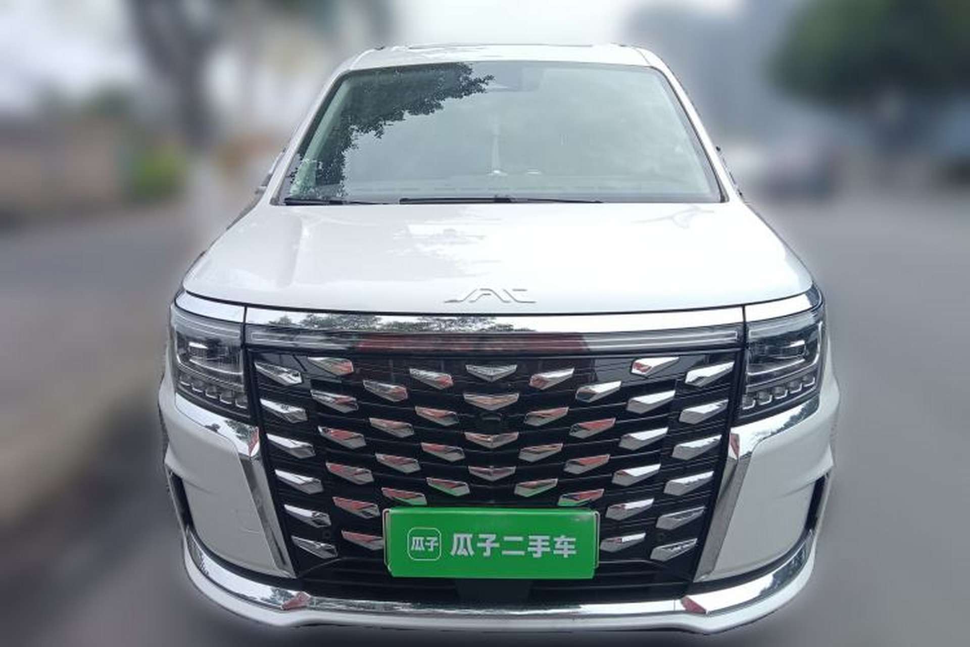 Used JAC Refine RF8 PHEV 2024 Zhiling Edition 1.5T 150KM Flagship Model – Lithium Iron Phosphate Front