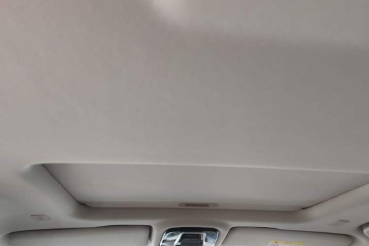Used JAC Refine RF8 PHEV 2024 HONOR Edition 1.5T 252KM Flagship Model – Lithium-Ion Battery Headliner