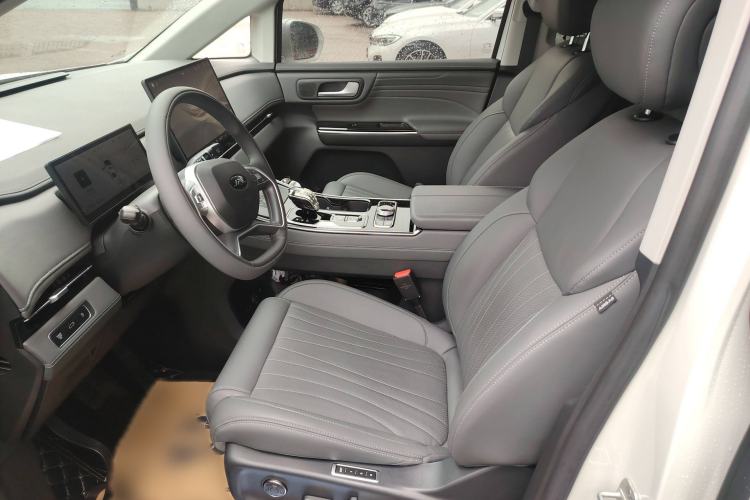 Used JAC Refine RF8 PHEV 2024 Hongmeng Edition 1.5T 150KM Flagship Model – Lithium Iron Phosphate Left Front Seat