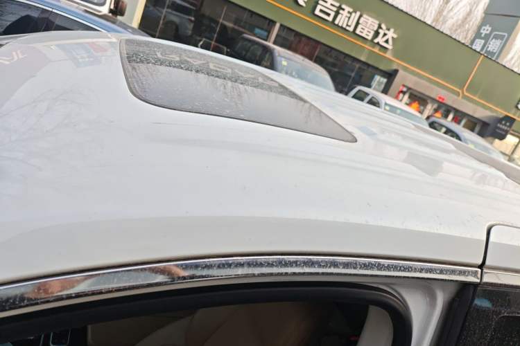 Used JAC Refine RF8 PHEV 2024 Hongmeng Edition 1.5T 150KM Flagship Model – Lithium Iron Phosphate Roof