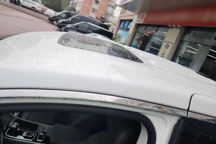 Used JAC Refine RF8 PHEV 2024 Hongmeng Edition 1.5T 150KM Flagship Model – Lithium Iron Phosphate Roof
