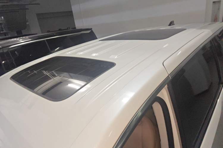 Used JAC Refine RF8 PHEV 2024 Hongmeng Edition 1.5T 150KM Flagship Model – Lithium Iron Phosphate Roof