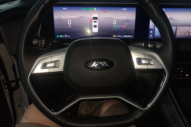 Used JAC Refine RF8 PHEV 2024 Zhiling Edition 1.5T 150KM Prestige Model – Lithium Iron Phosphate Steering Wheel