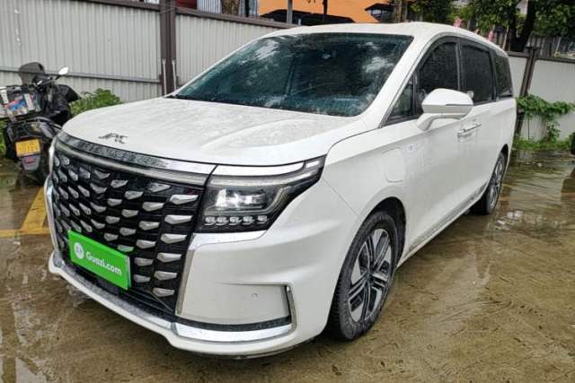 Used JAC Refine RF8 PHEV 2024 Zhiling Edition 1.5T 150KM Flagship Model – Lithium Iron Phosphate