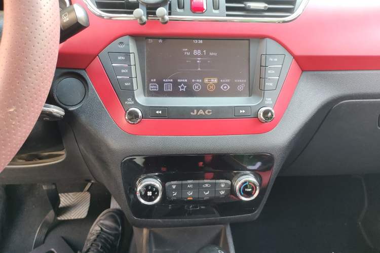 Used JAC Refine S2 2015 1.5L CVT Luxury Smart Version Audio And AC Panel