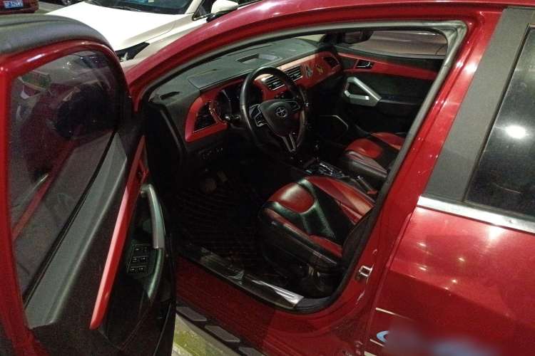 Used JAC Refine S2 2015 1.5L CVT Luxury Smart Version Driver Seat