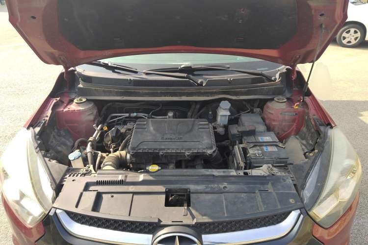 Used JAC Refine S2 2015 1.5L Manual Luxury Smart Model Engine Bay
