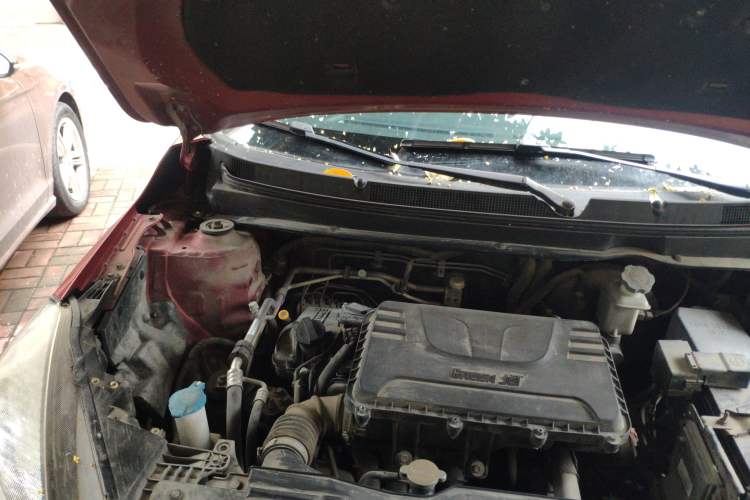 Used JAC Refine S2 2015 1.5L Manual Luxury Smart Model Engine Bay Right