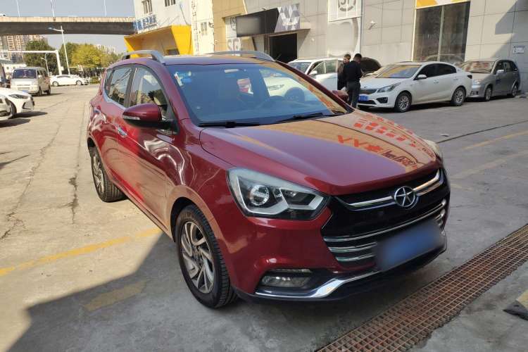 Used JAC Refine S2 2015 1.5L CVT Luxury Smart Version Front Right 45 Deg