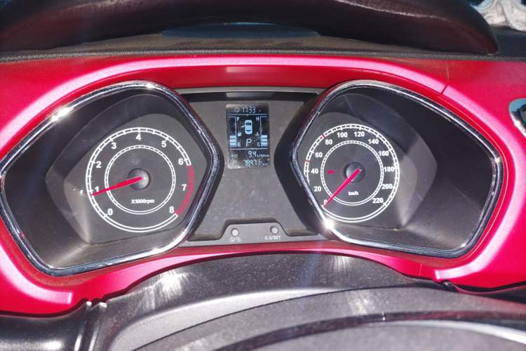 Used JAC Refine S2 2015 1.5L CVT Luxury Smart Version Instrument Cluster
