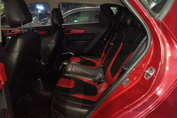 Used JAC Refine S2 2015 1.5L CVT Luxury Smart Version Left Rear Seat