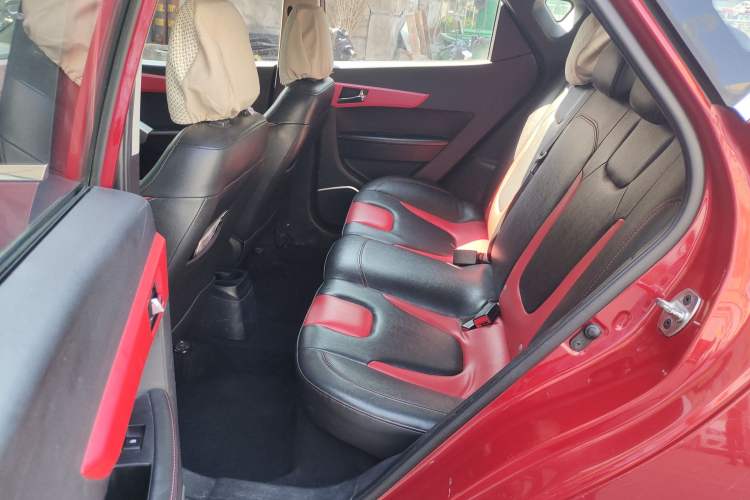Used JAC Refine S2 2015 1.5L CVT Luxury Smart Version Left Rear Seat
