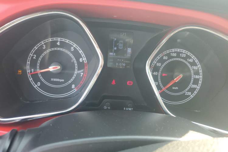 Used JAC Refine S2 2015 1.5L Manual Luxury Model Odometer Close Up