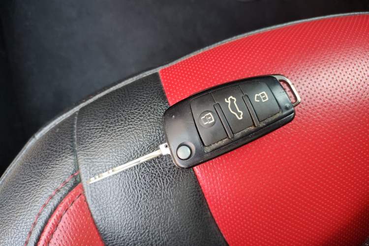 Used JAC Refine S2 2015 1.5L CVT Luxury Smart Version Vehicle Key
