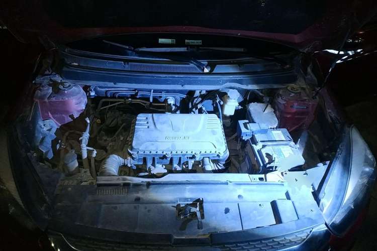 Used JAC Refine S2 2017 1.5L CVT Luxury Smart Model Engine Bay