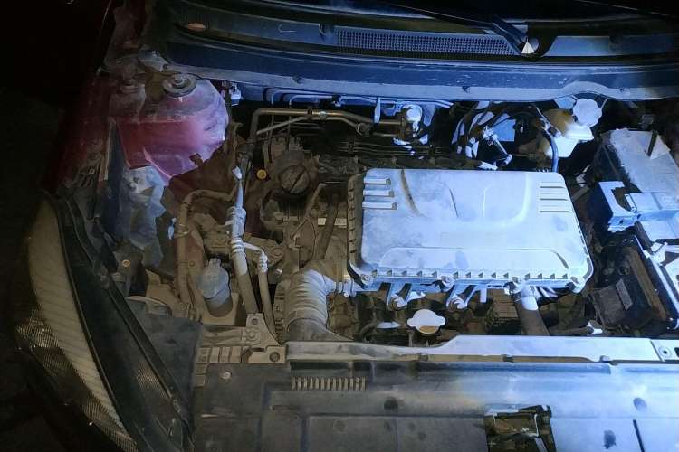 Used JAC Refine S2 2017 1.5L CVT Luxury Smart Model Engine Bay Right