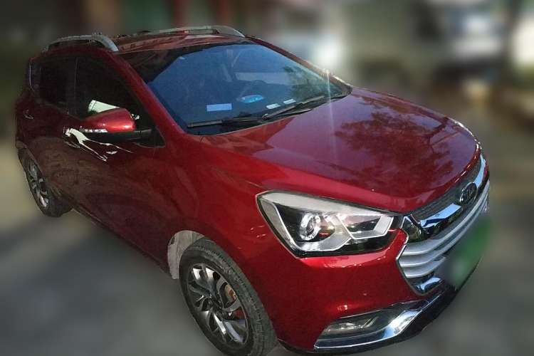 Used JAC Refine S2 2017 1.5L CVT Luxury Smart Model Front Right 45 Deg