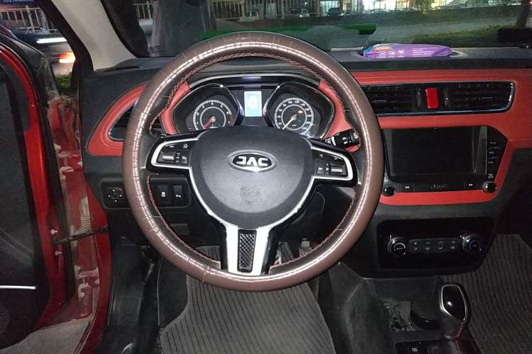 Used JAC Refine S2 2017 1.5L CVT Luxury Smart Model Steering Wheel
