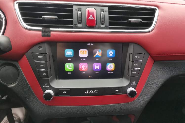 Used JAC Refine S2 2017 1.5L CVT Luxury Smart Model Audio And AC Panel