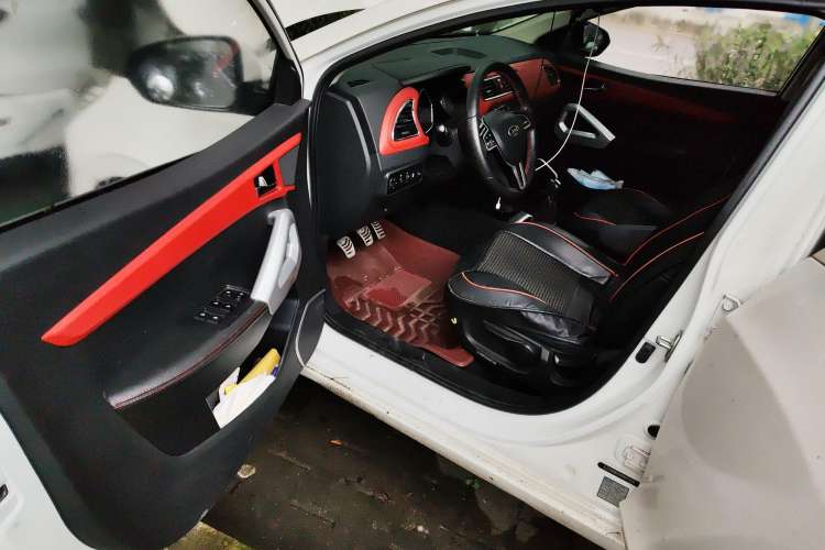 Used JAC Refine S2 2017 1.5L Manual Luxury Smart Model Driver Seat