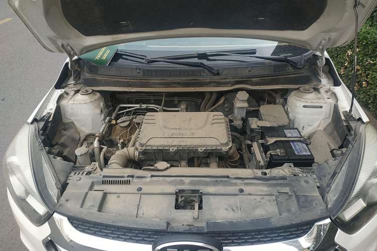 Used JAC Refine S2 2017 1.5L Manual Luxury Connect Edition Engine Bay