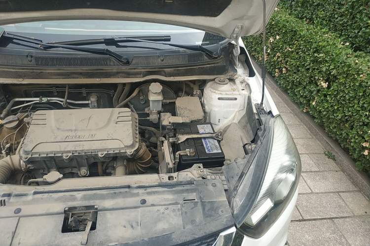Used JAC Refine S2 2017 1.5L Manual Luxury Connect Edition Engine Bay Left