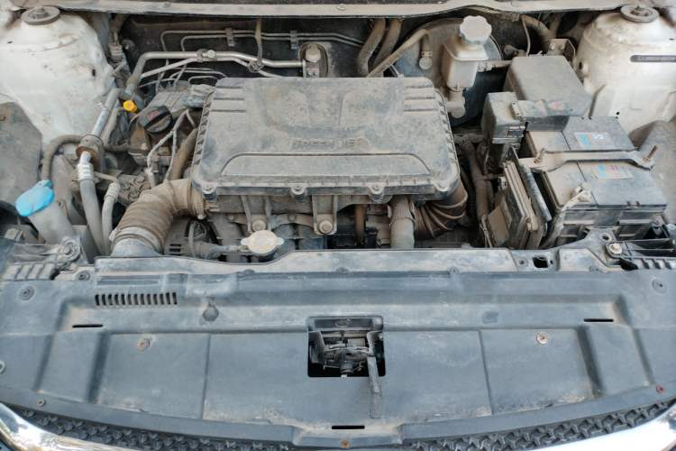 Used JAC Refine S2 2017 1.5L Manual Luxury Model Engine Bay