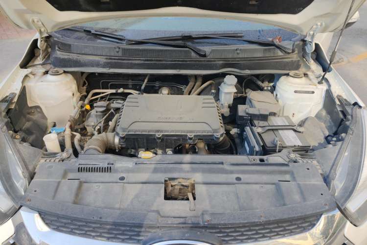 Used JAC Refine S2 2017 1.5L Manual Luxury Model Engine Bay