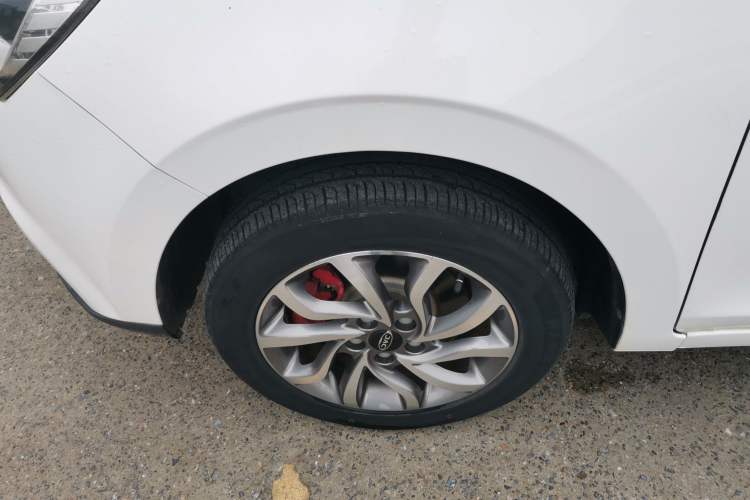 Used JAC Refine S2 2017 1.5L CVT Luxury Smart Model Left Front Wheel Hub