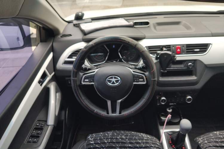 Used JAC Refine S2 2017 1.5L Manual Luxury Model Steering Wheel