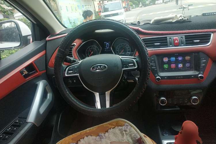 Used JAC Refine S2 2017 1.5L Manual Luxury Connect Edition Steering Wheel