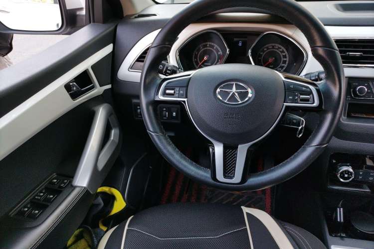 Used JAC Refine S2 2017 1.5L Manual Luxury Model Steering Wheel