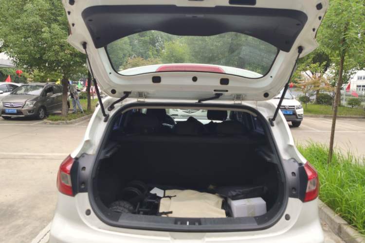 Used JAC Refine S2 2017 1.5L Manual Luxury Model Trunk