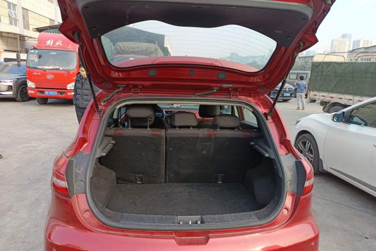 Used JAC Refine S2 2018 Smart Drive Edition 1.5L Manual Luxury Model Trunk