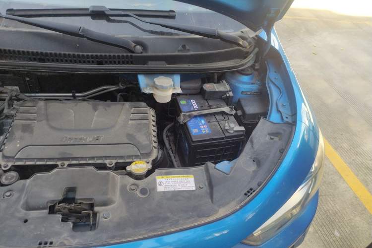 Used JAC Refine S2mini 2017 1.3L Sport Edition Engine Bay Left
