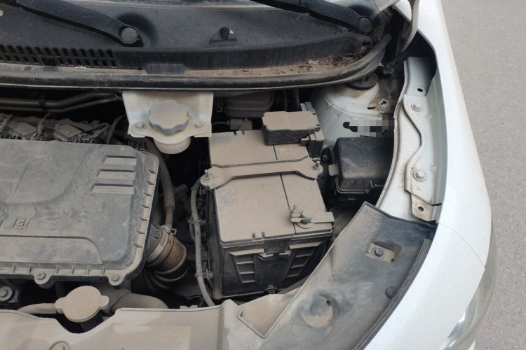 Used JAC Refine S2mini 2017 1.3L Youth Edition Engine Bay Left