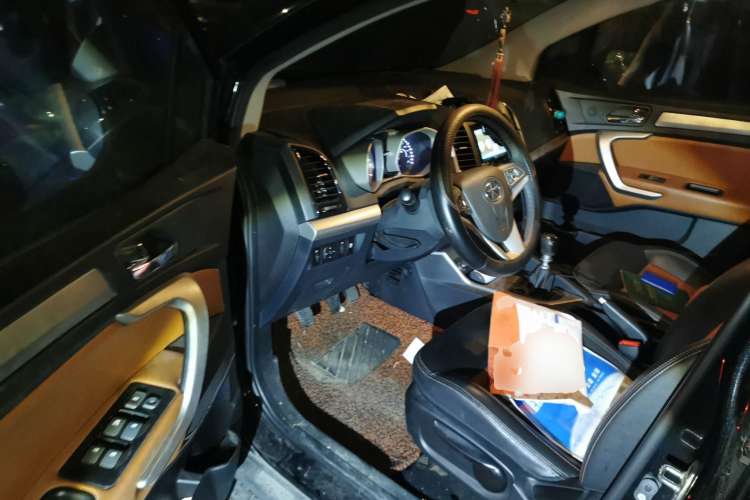 Used JAC Refine S3 2014 1.5L Manual Luxury Smart Model Driver Seat