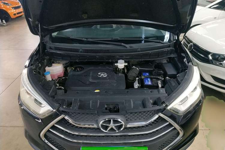Used JAC Refine S3 2014 1.5L Manual Luxury Smart Model Engine Bay