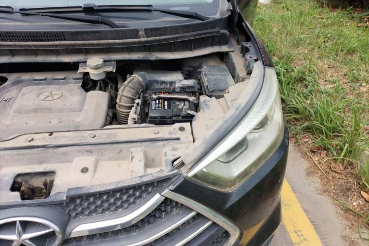 Used JAC Refine S3 2014 1.5L Manual Luxury Smart Model Engine Bay Left