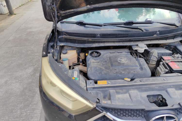 Used JAC Refine S3 2014 1.5L Manual Luxury Smart Model Engine Bay Right