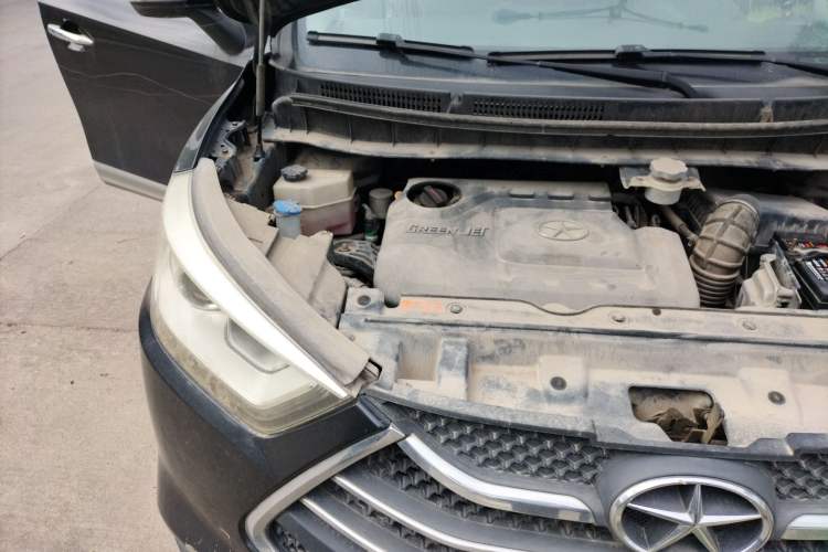 Used JAC Refine S3 2014 1.5L Manual Luxury Smart Model Engine Bay Right