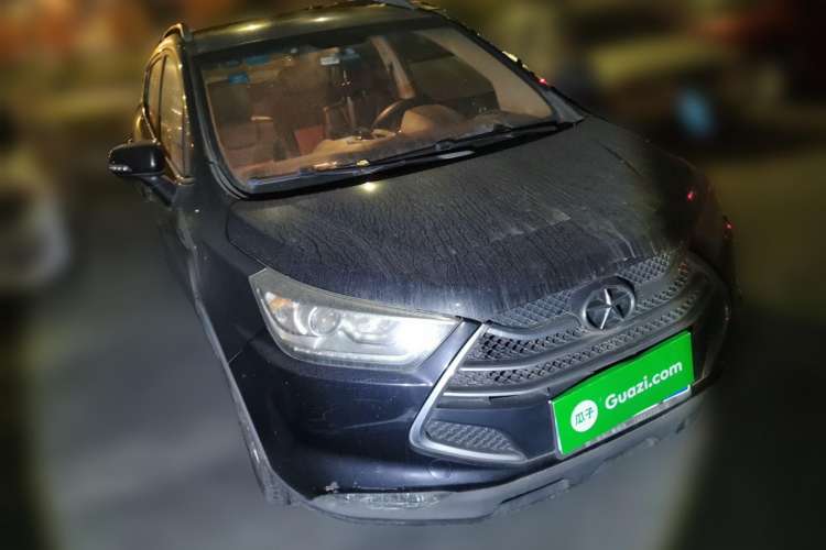 Used JAC Refine S3 2014 1.5L Manual Luxury Smart Model Front Right 45 Deg