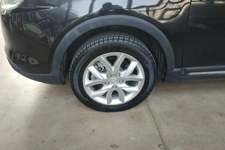 Used JAC Refine S3 2014 1.5L Manual Luxury Smart Model Left Front Wheel Hub
