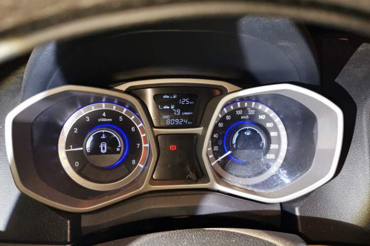 Used JAC Refine S3 2014 1.5L Manual Luxury Smart Model Odometer Close Up