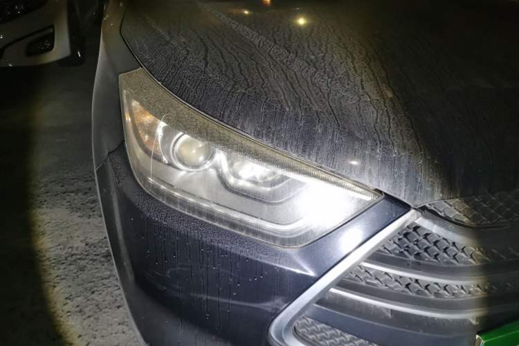 Used JAC Refine S3 2014 1.5L Manual Luxury Smart Model Right Front Headlight