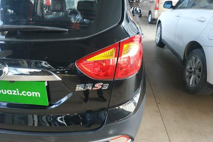 Used JAC Refine S3 2014 1.5L Manual Luxury Smart Model Right Rear Taillight